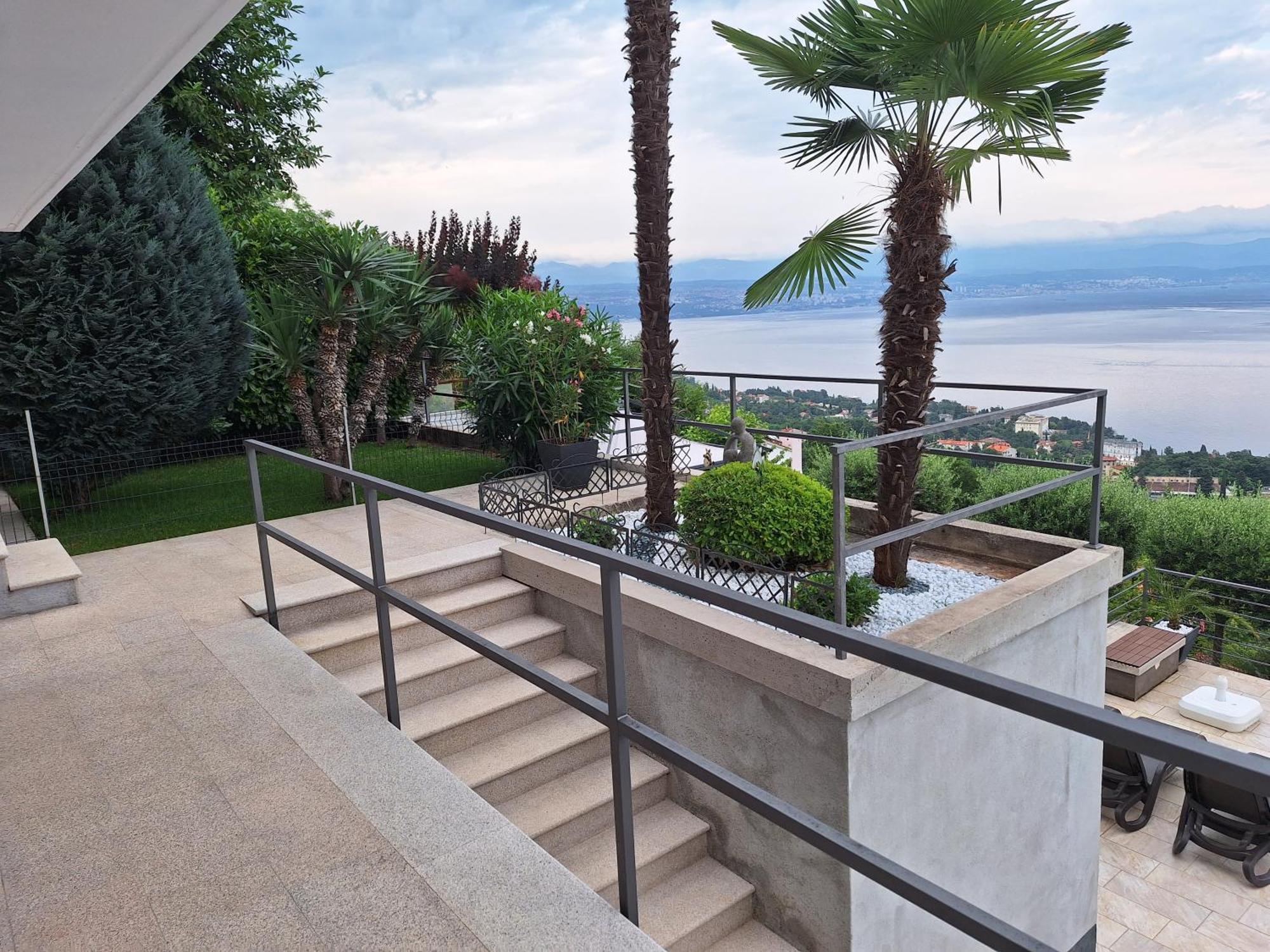Villa Suzy-Apartments Suzana Lovran Exterior foto